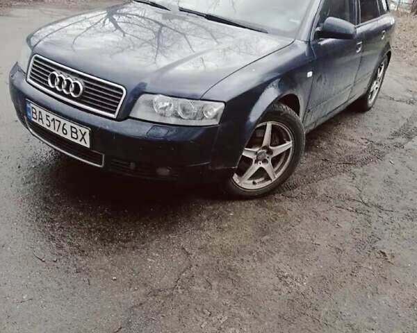 Ауді А4 2004 у Києві на Automoto.ua Синій Ауді А4, об'ємом двигуна 2.5 л та пробігом 385 тис. км за 4700 $, фото 3 на Automoto.ua