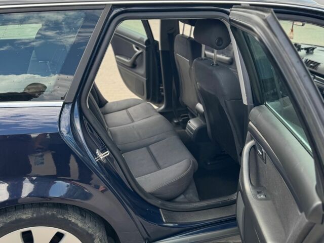 Синий Ауди А4, объемом двигателя 2 л и пробегом 280 тыс. км за 5300 $, фото 6 на Automoto.ua
