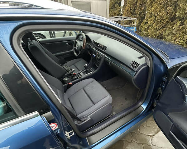 Синий Ауди А4, объемом двигателя 1.6 л и пробегом 260 тыс. км за 6000 $, фото 11 на Automoto.ua