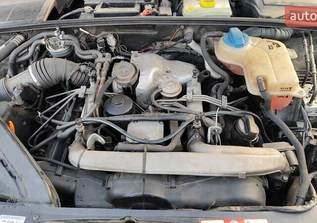 Синій Ауді А4, об'ємом двигуна 2.5 л та пробігом 427 тис. км за 5200 $, фото 15 на Automoto.ua