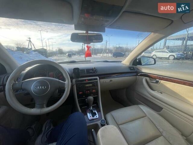 Синій Ауді А4, об'ємом двигуна 1.78 л та пробігом 335 тис. км за 5000 $, фото 11 на Automoto.ua