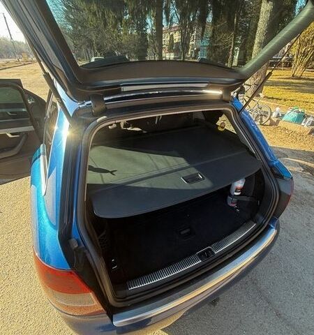 Синий Ауди А4, объемом двигателя 1.78 л и пробегом 287 тыс. км за 7300 $, фото 33 на Automoto.ua