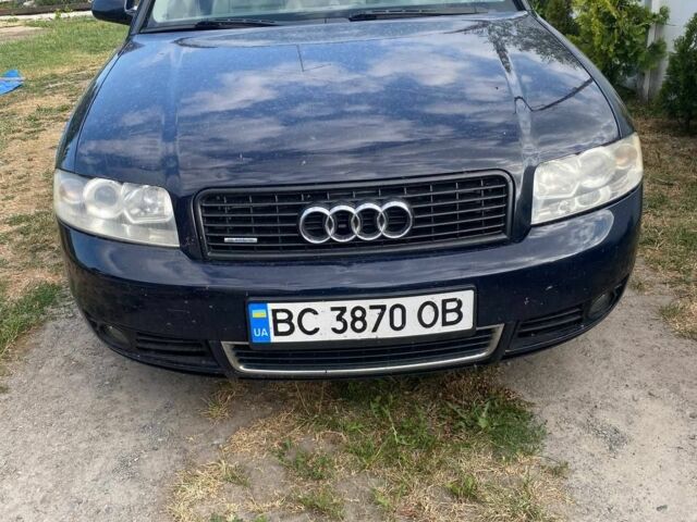 Синій Ауді А4, об'ємом двигуна 1.8 л та пробігом 341 тис. км за 4043 $, фото 6 на Automoto.ua