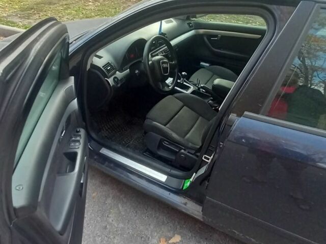 Синий Ауди А4, объемом двигателя 2 л и пробегом 313 тыс. км за 3300 $, фото 9 на Automoto.ua