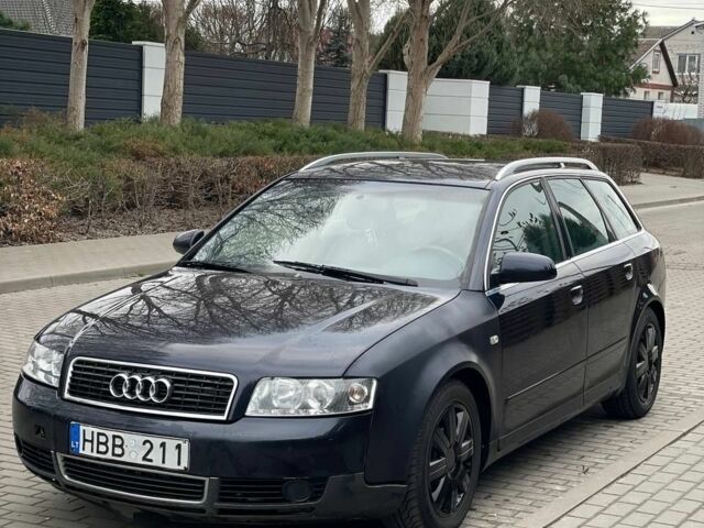 Синий Ауди А4, объемом двигателя 1.9 л и пробегом 350 тыс. км за 2200 $, фото 1 на Automoto.ua