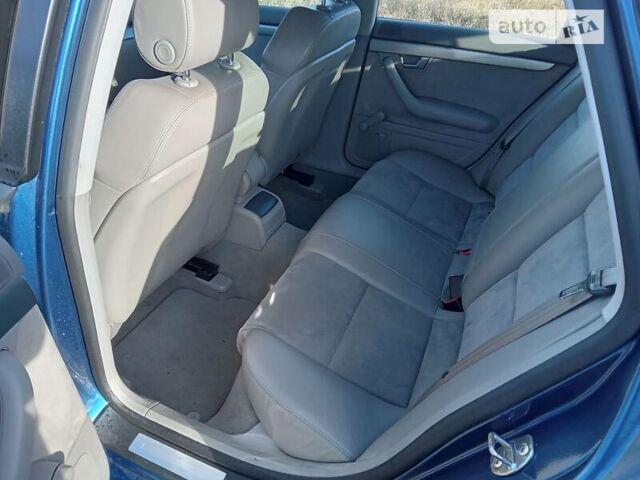 Синій Ауді А4, об'ємом двигуна 2 л та пробігом 243 тис. км за 6500 $, фото 12 на Automoto.ua