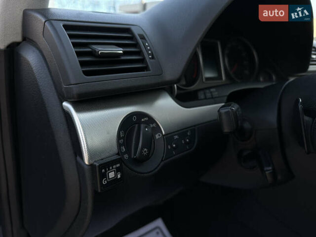 Синий Ауди А4, объемом двигателя 1.8 л и пробегом 266 тыс. км за 7400 $, фото 29 на Automoto.ua