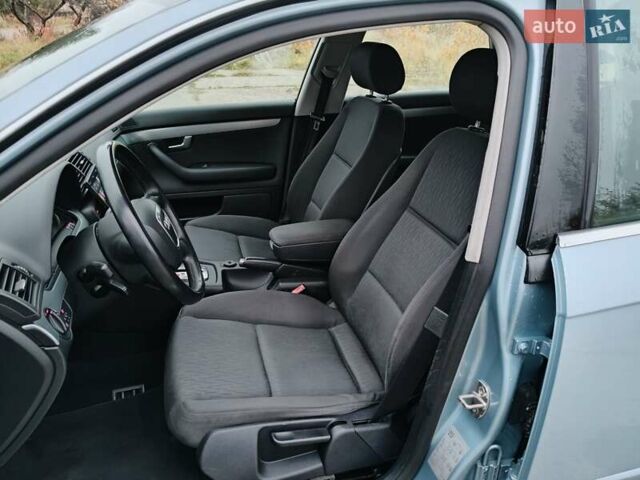 Синій Ауді А4, об'ємом двигуна 2 л та пробігом 235 тис. км за 6450 $, фото 15 на Automoto.ua
