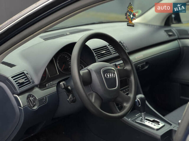 Синій Ауді А4, об'ємом двигуна 2 л та пробігом 253 тис. км за 6700 $, фото 15 на Automoto.ua