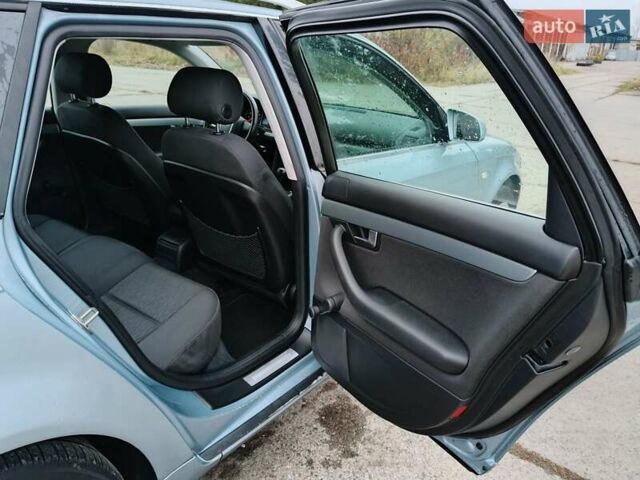 Синій Ауді А4, об'ємом двигуна 2 л та пробігом 235 тис. км за 6450 $, фото 25 на Automoto.ua