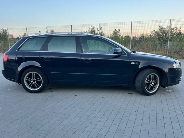 Синий Ауди А4, объемом двигателя 2 л и пробегом 328 тыс. км за 5500 $, фото 1 на Automoto.ua