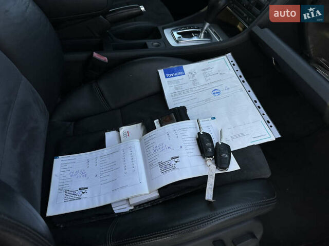 Синий Ауди А4, объемом двигателя 1.8 л и пробегом 266 тыс. км за 7400 $, фото 55 на Automoto.ua
