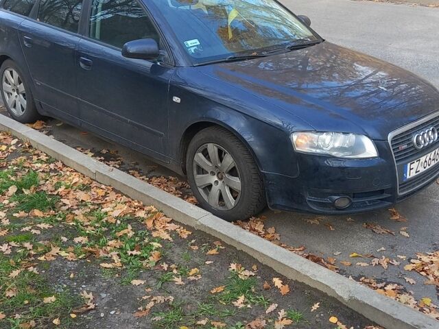 Синий Ауди А4, объемом двигателя 2 л и пробегом 313 тыс. км за 3300 $, фото 1 на Automoto.ua