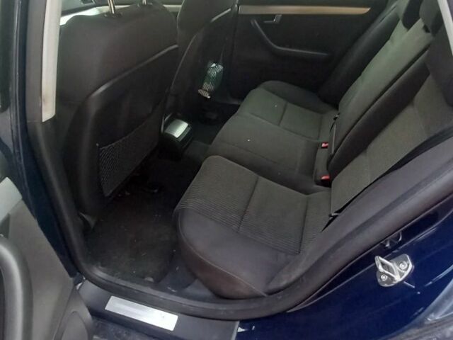 Синий Ауди А4, объемом двигателя 2 л и пробегом 313 тыс. км за 3300 $, фото 10 на Automoto.ua