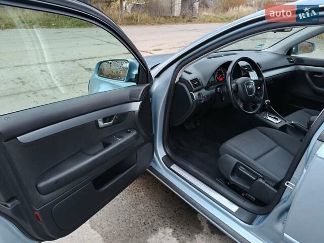 Синій Ауді А4, об'ємом двигуна 2 л та пробігом 235 тис. км за 6450 $, фото 21 на Automoto.ua