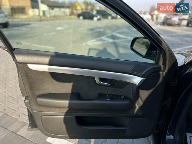 Синий Ауди А4, объемом двигателя 1.8 л и пробегом 266 тыс. км за 7400 $, фото 22 на Automoto.ua