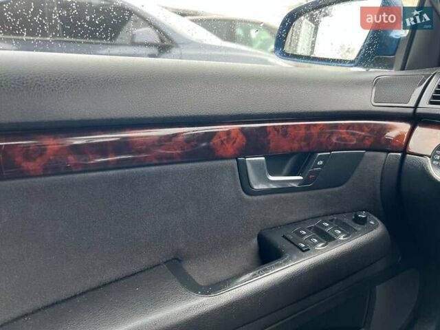 Синий Ауди А4, объемом двигателя 2.5 л и пробегом 290 тыс. км за 6799 $, фото 28 на Automoto.ua