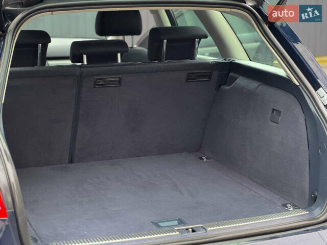 Синій Ауді А4, об'ємом двигуна 2 л та пробігом 253 тис. км за 6700 $, фото 27 на Automoto.ua