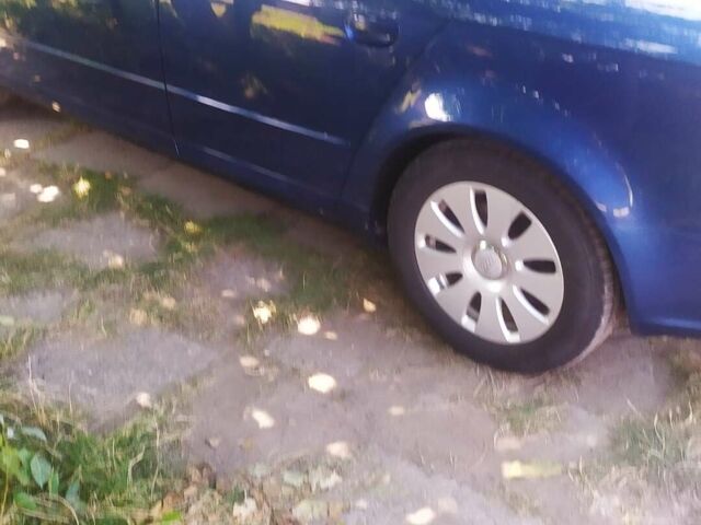 Синій Ауді А4, об'ємом двигуна 1.98 л та пробігом 280 тис. км за 6800 $, фото 7 на Automoto.ua
