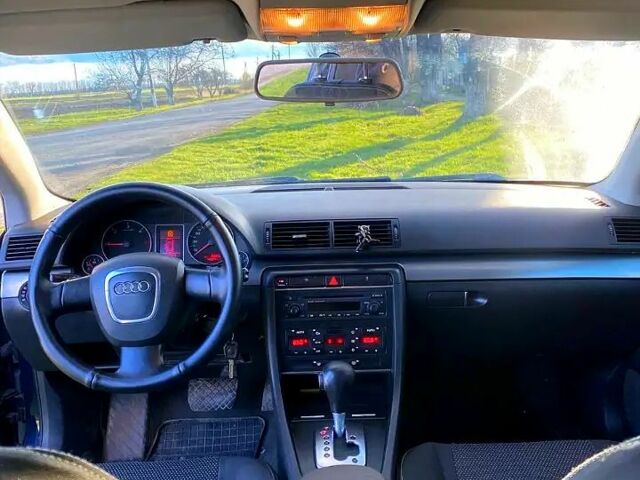 Синий Ауди А4, объемом двигателя 2.5 л и пробегом 420 тыс. км за 4500 $, фото 2 на Automoto.ua