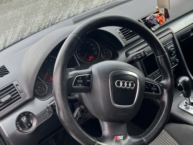Ауди А4 2005 в Хусте на Automoto.ua Синий Ауди А4, объемом двигателя 2.5 л и пробегом 350 тыс. км за 5500 $, фото 10 на Automoto.ua