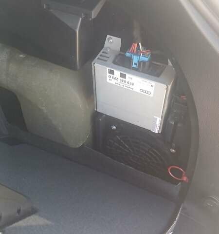 Синій Ауді А4, об'ємом двигуна 1.8 л та пробігом 202 тис. км за 8500 $, фото 17 на Automoto.ua