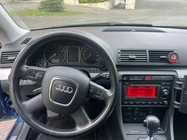 Синій Ауді А4, об'ємом двигуна 2 л та пробігом 290 тис. км за 6850 $, фото 19 на Automoto.ua