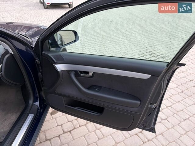 Синий Ауди А4, объемом двигателя 2 л и пробегом 290 тыс. км за 6300 $, фото 13 на Automoto.ua