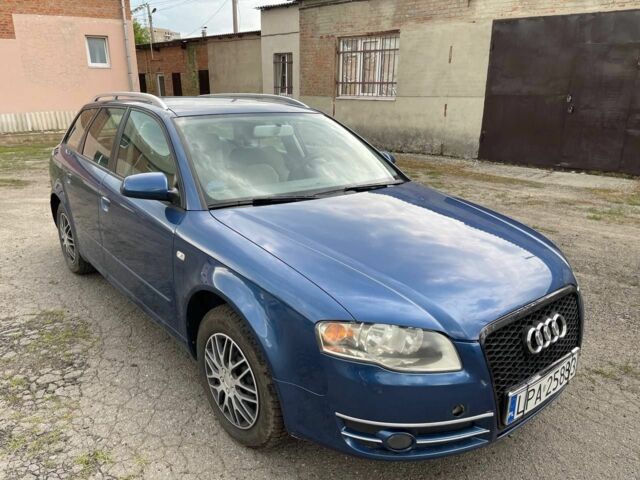 Синий Ауди А4, объемом двигателя 2 л и пробегом 270 тыс. км за 3006 $, фото 1 на Automoto.ua