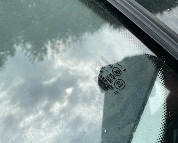 Синій Ауді А4, об'ємом двигуна 2 л та пробігом 290 тис. км за 6850 $, фото 35 на Automoto.ua