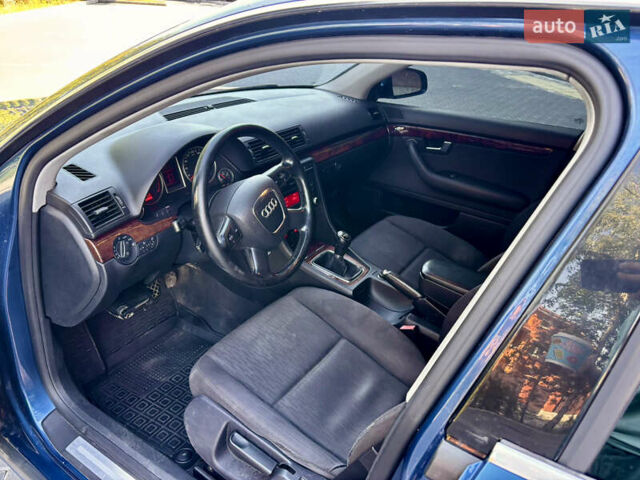 Синий Ауди А4, объемом двигателя 2 л и пробегом 278 тыс. км за 7000 $, фото 10 на Automoto.ua