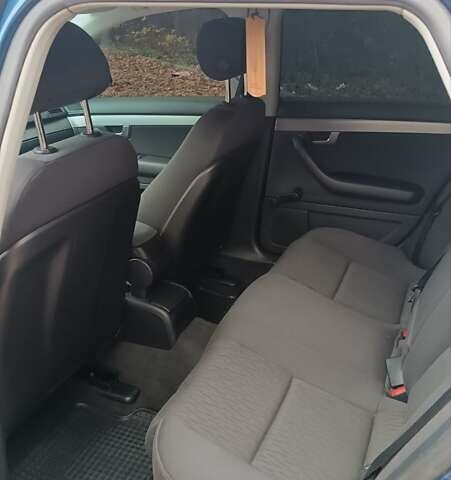 Синій Ауді А4, об'ємом двигуна 2 л та пробігом 284 тис. км за 6500 $, фото 13 на Automoto.ua