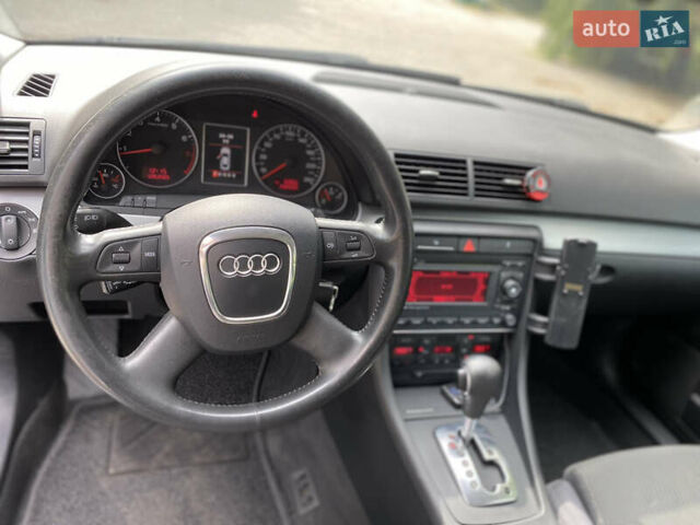 Синій Ауді А4, об'ємом двигуна 2 л та пробігом 290 тис. км за 6850 $, фото 18 на Automoto.ua