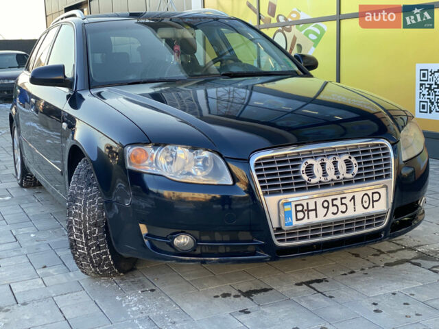 Синий Ауди А4, объемом двигателя 1.8 л и пробегом 315 тыс. км за 4900 $, фото 1 на Automoto.ua