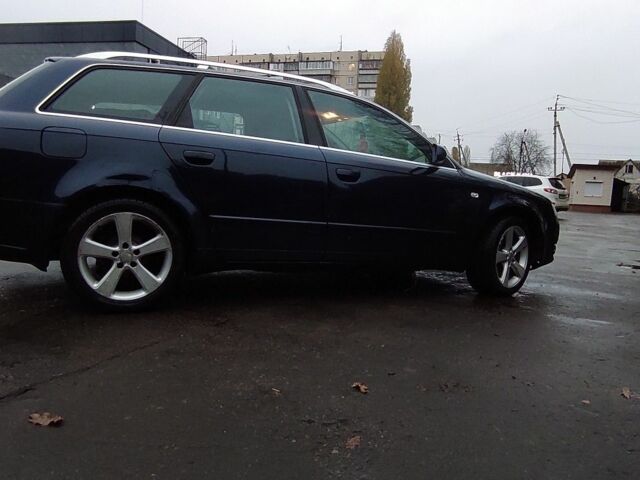 Синий Ауди А4, объемом двигателя 2 л и пробегом 350 тыс. км за 3500 $, фото 7 на Automoto.ua