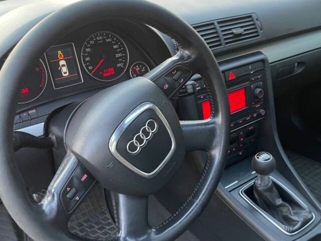 Ауди А4 2007 в Ровно на Automoto.ua Синий Ауди А4, объемом двигателя 2 л и пробегом 3 тыс. км за 3150 $, фото 7 на Automoto.ua