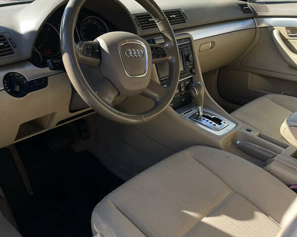 Синій Ауді А4, об'ємом двигуна 2 л та пробігом 345 тис. км за 6900 $, фото 18 на Automoto.ua