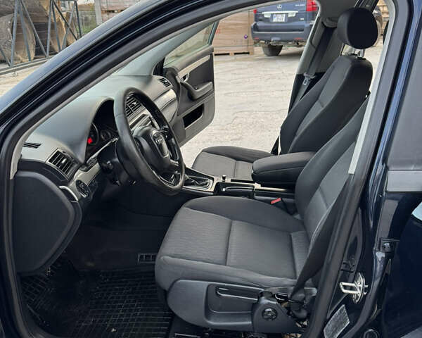 Синій Ауді А4, об'ємом двигуна 1.97 л та пробігом 280 тис. км за 5950 $, фото 37 на Automoto.ua