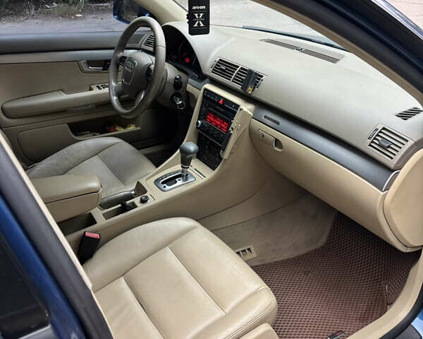 Синий Ауди А4, объемом двигателя 2.97 л и пробегом 293 тыс. км за 7250 $, фото 12 на Automoto.ua