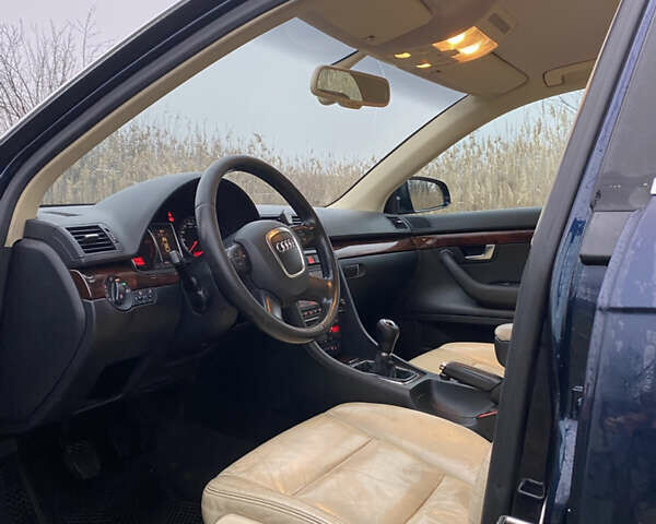 Синий Ауди А4, объемом двигателя 1.97 л и пробегом 281 тыс. км за 8000 $, фото 7 на Automoto.ua