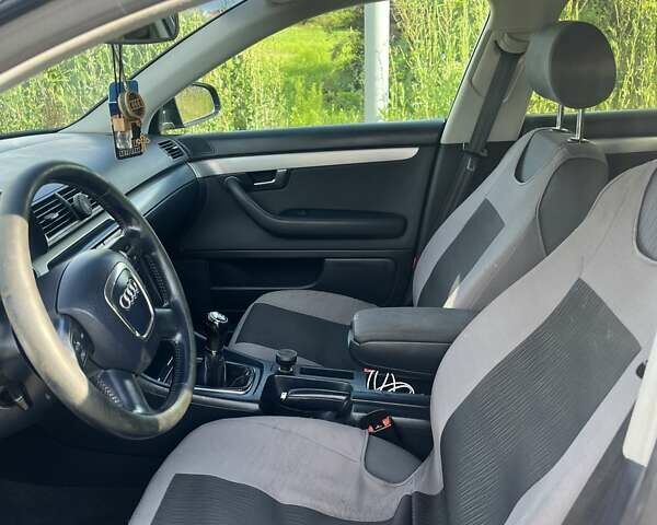 Синій Ауді А4, об'ємом двигуна 1.97 л та пробігом 370 тис. км за 5500 $, фото 4 на Automoto.ua