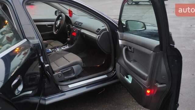 Синій Ауді А4, об'ємом двигуна 2 л та пробігом 320 тис. км за 3900 $, фото 17 на Automoto.ua
