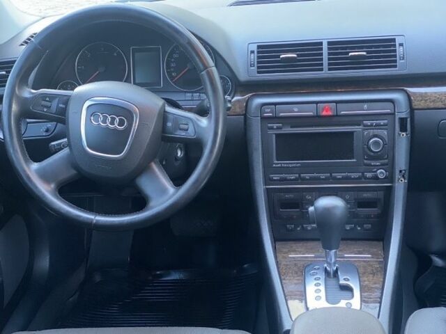 Синий Ауди А4, объемом двигателя 2.7 л и пробегом 300 тыс. км за 5000 $, фото 7 на Automoto.ua