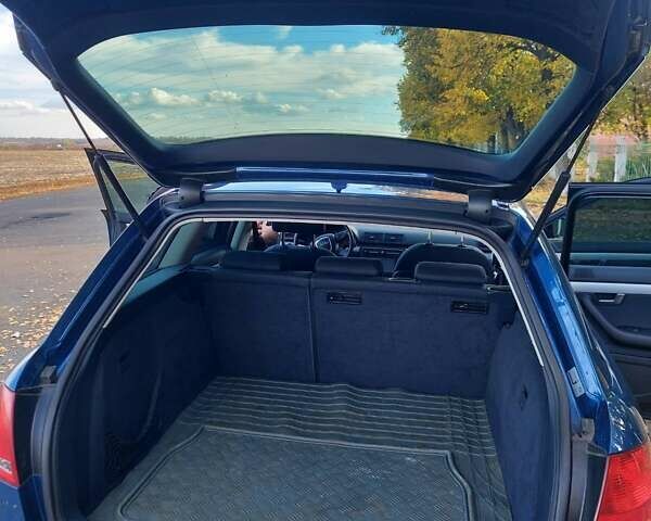 Синій Ауді А4, об'ємом двигуна 2 л та пробігом 225 тис. км за 8800 $, фото 4 на Automoto.ua