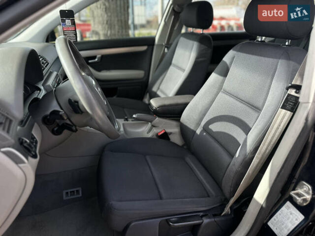 Синий Ауди А4, объемом двигателя 2 л и пробегом 206 тыс. км за 7200 $, фото 28 на Automoto.ua