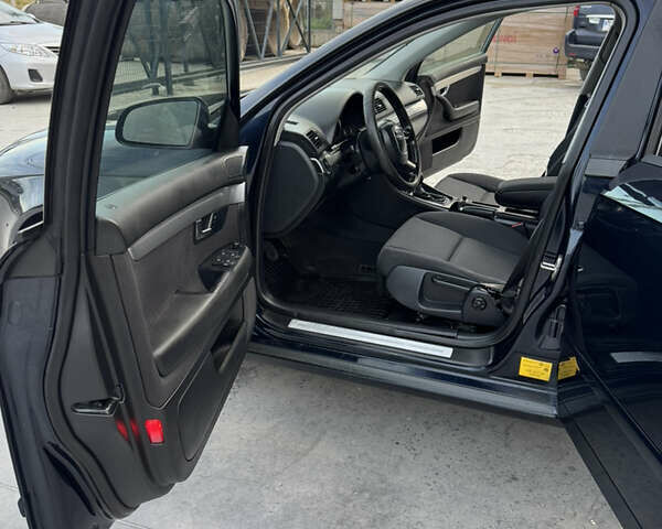 Синій Ауді А4, об'ємом двигуна 1.97 л та пробігом 280 тис. км за 5950 $, фото 39 на Automoto.ua