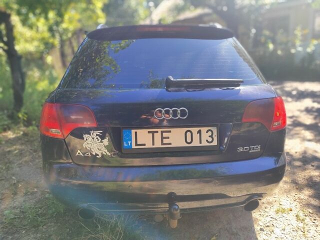 Синий Ауди А4, объемом двигателя 3 л и пробегом 414 тыс. км за 3600 $, фото 2 на Automoto.ua