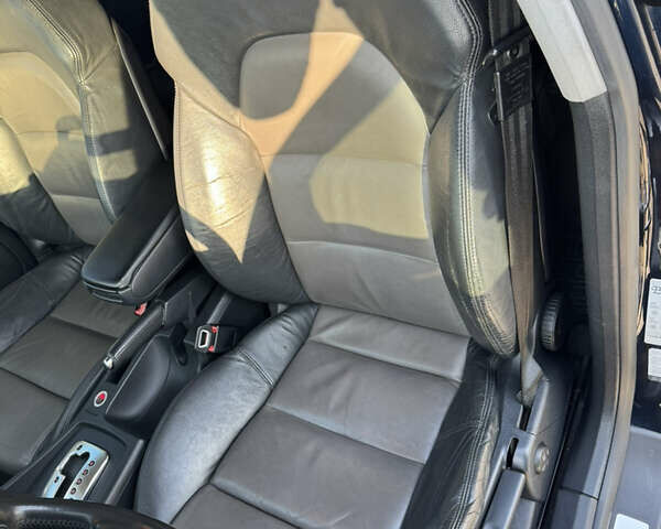 Синий Ауди А4, объемом двигателя 1.98 л и пробегом 300 тыс. км за 8000 $, фото 9 на Automoto.ua