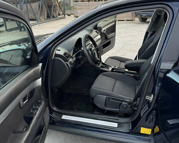Синій Ауді А4, об'ємом двигуна 1.97 л та пробігом 280 тис. км за 5950 $, фото 38 на Automoto.ua