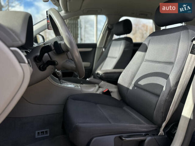 Синий Ауди А4, объемом двигателя 2 л и пробегом 206 тыс. км за 7200 $, фото 27 на Automoto.ua